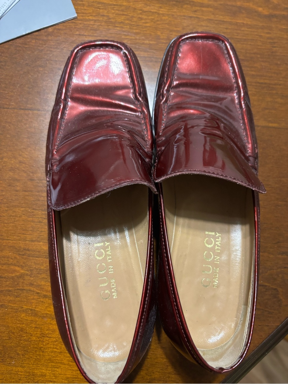 Gucci women’s size size 6 1/2 Burgundy Patent Leather Loafers